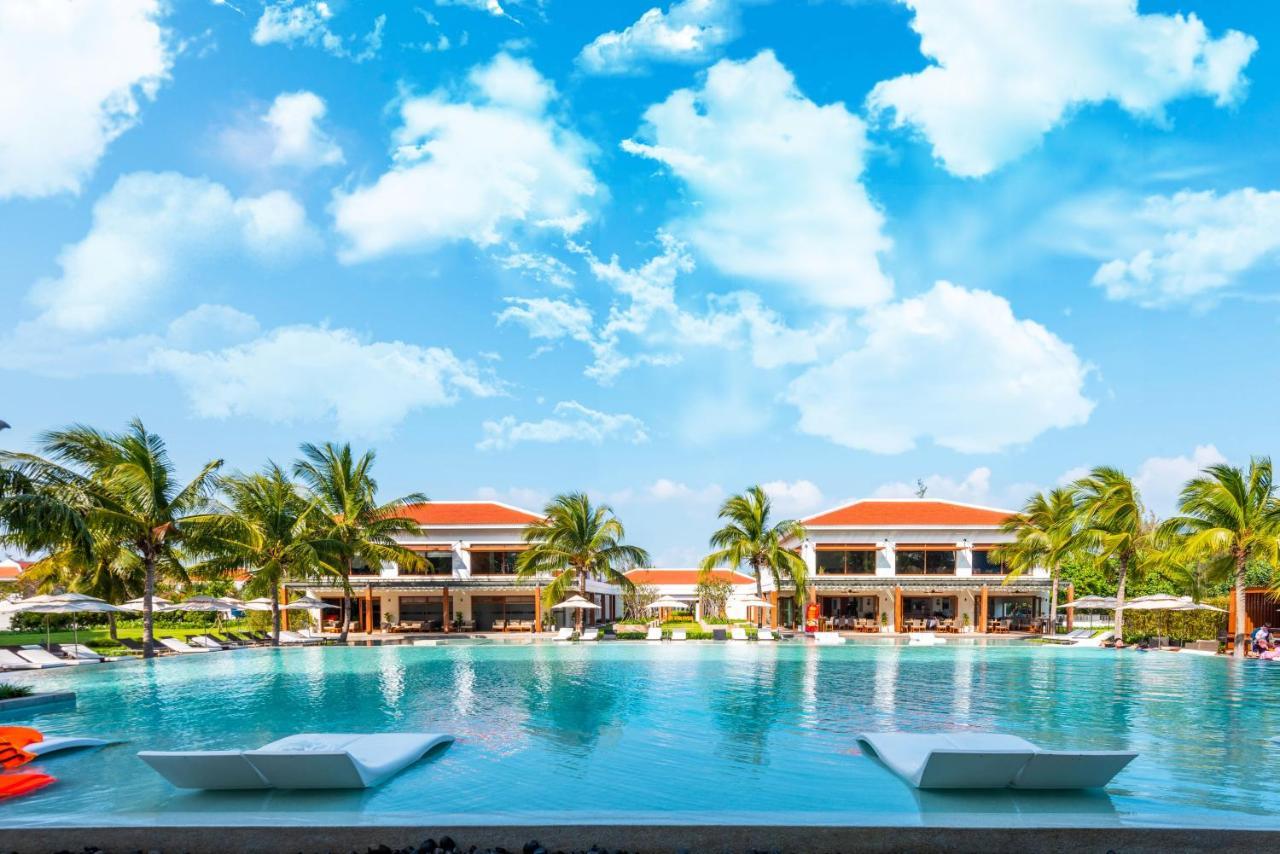 Luxury Pool Villa Close To The Private Beach Дананг Экстерьер фото