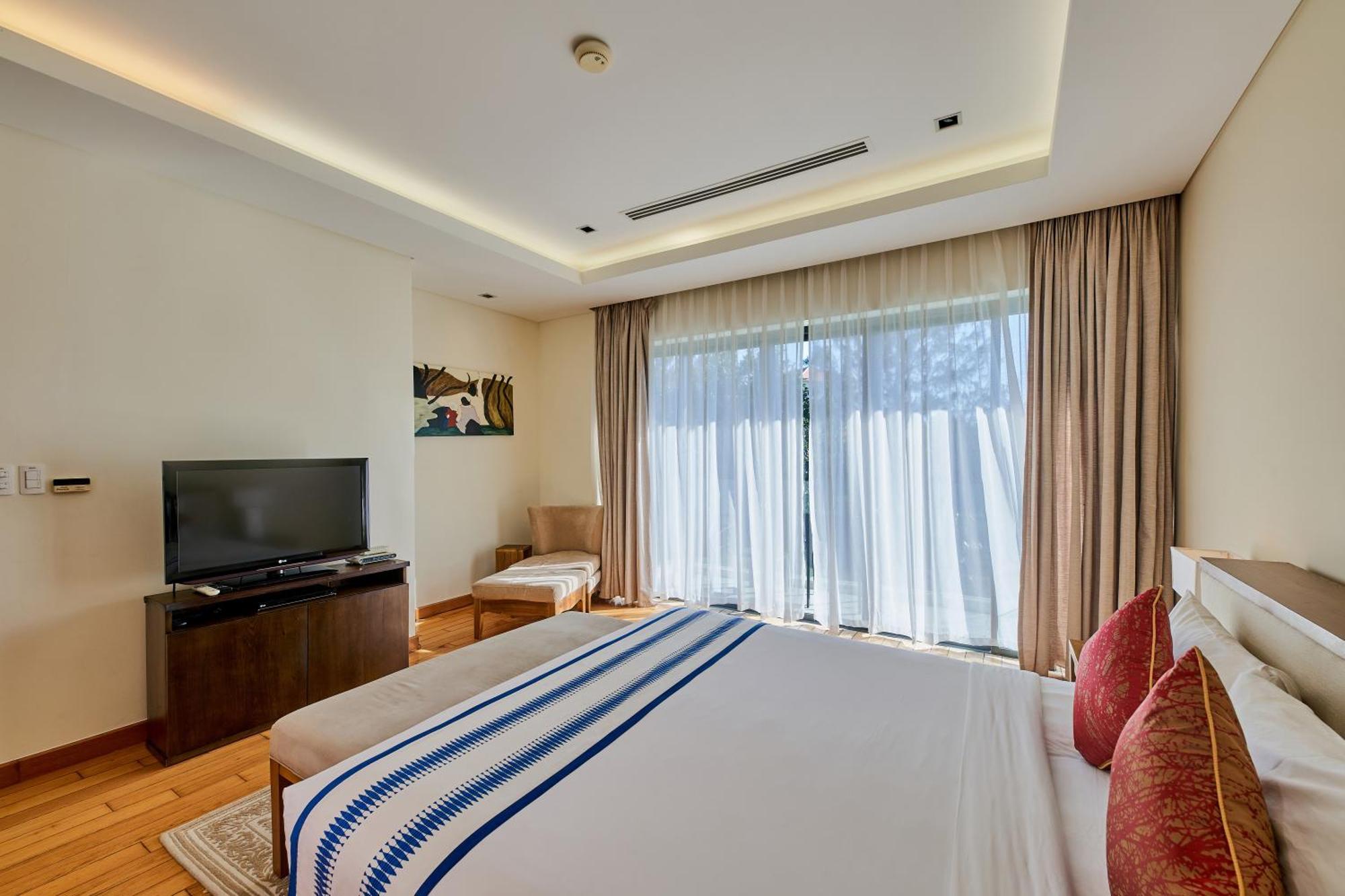 Luxury Pool Villa Close To The Private Beach Дананг Экстерьер фото
