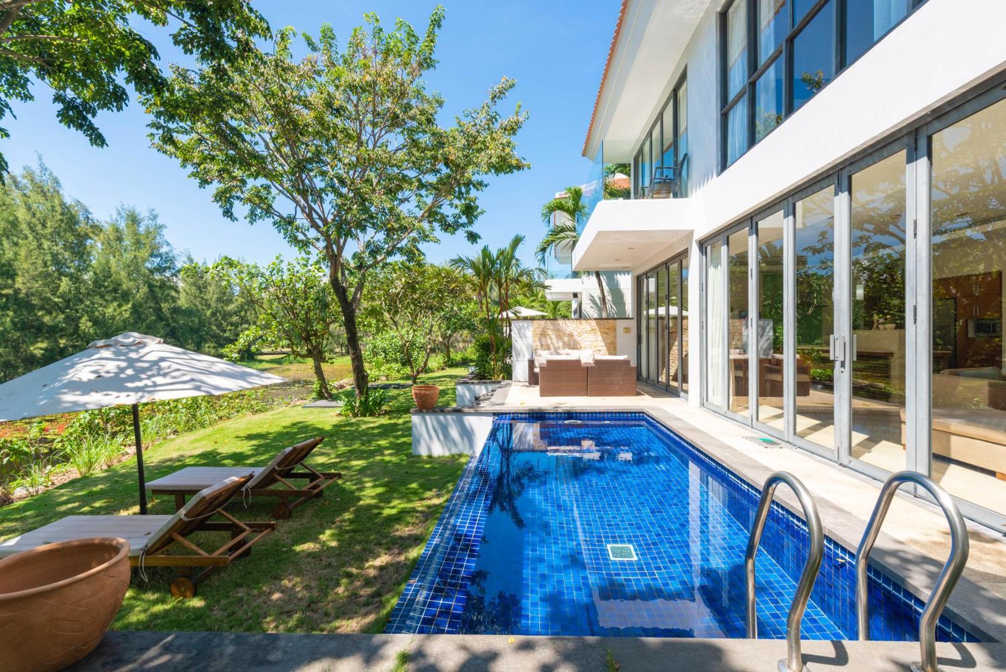 Luxury Pool Villa Close To The Private Beach Дананг Экстерьер фото
